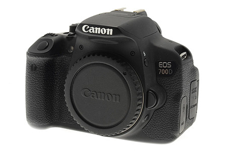 كاميرا كانون ( Canon EOS REBEL EOS 700D) 