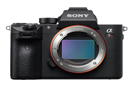 Sony mirrorless a7RIII Mark 3 without memory 