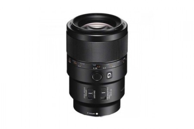Sony 90mm GMaster Micro f/2.8 FE lens 